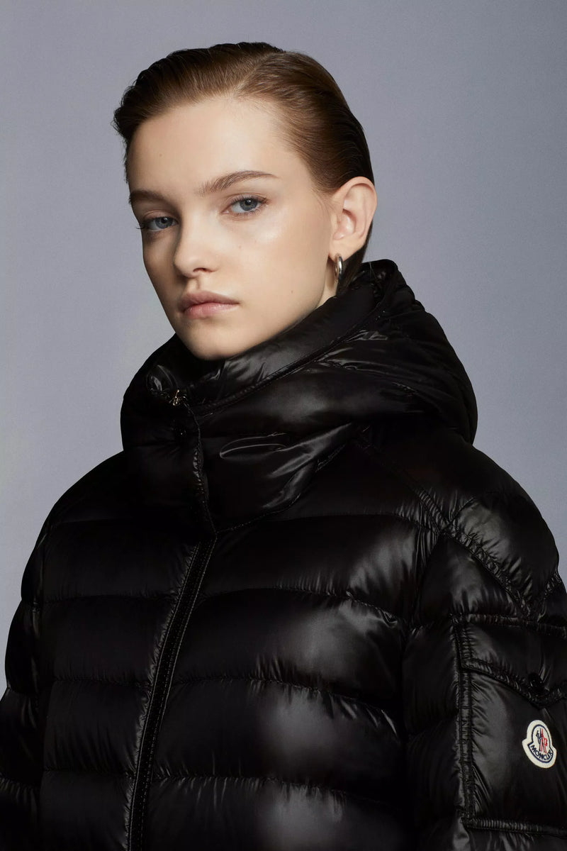 MONCLER DALLES SHORT DOWN JACKET BLACK – mania-k webshop